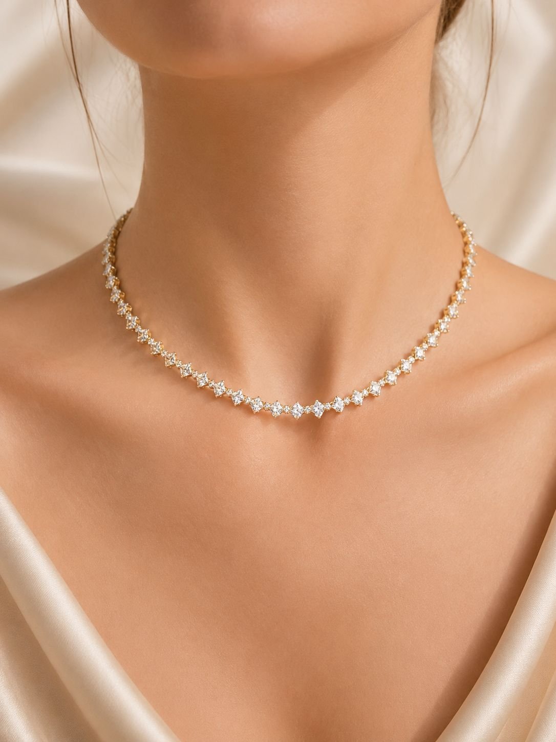 Kristal Işıltı Kolye