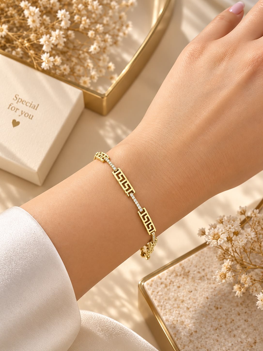 Greek Luxe Taşlı Gold Bileklik