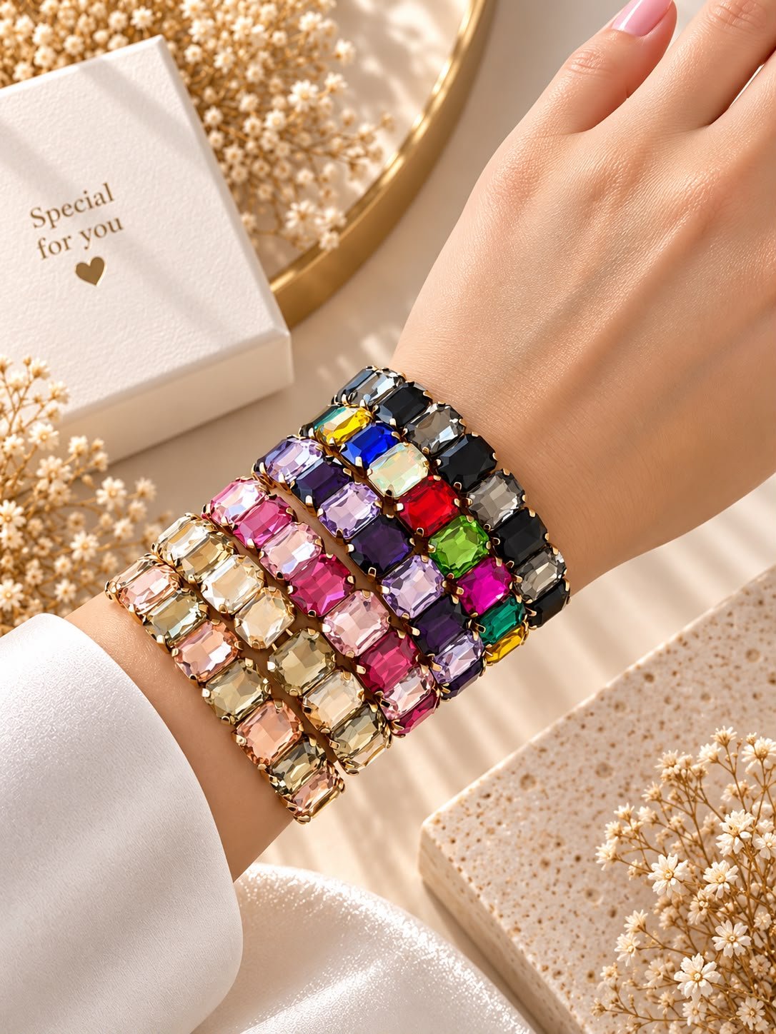 Lal Pastel Crystal Çok Renkli Taşlı Gold Bileklik görsel 2